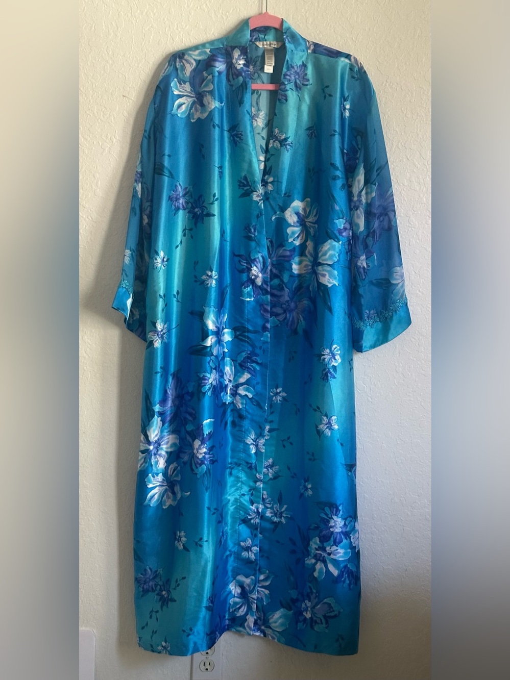 Delicates Vintage Turquoise Floral Robe Sheer Sleeves Embroidered Medium